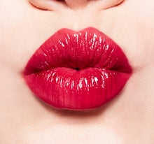 Load image into Gallery viewer, MAC Versicolour Varnish Cream Lip Cream - Like Candy
